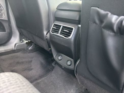 Used 2023 Hyundai Santa Fe SEL image 13