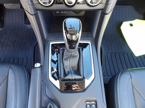 Used 2023 Subaru Impreza 2.0i Limited image 16