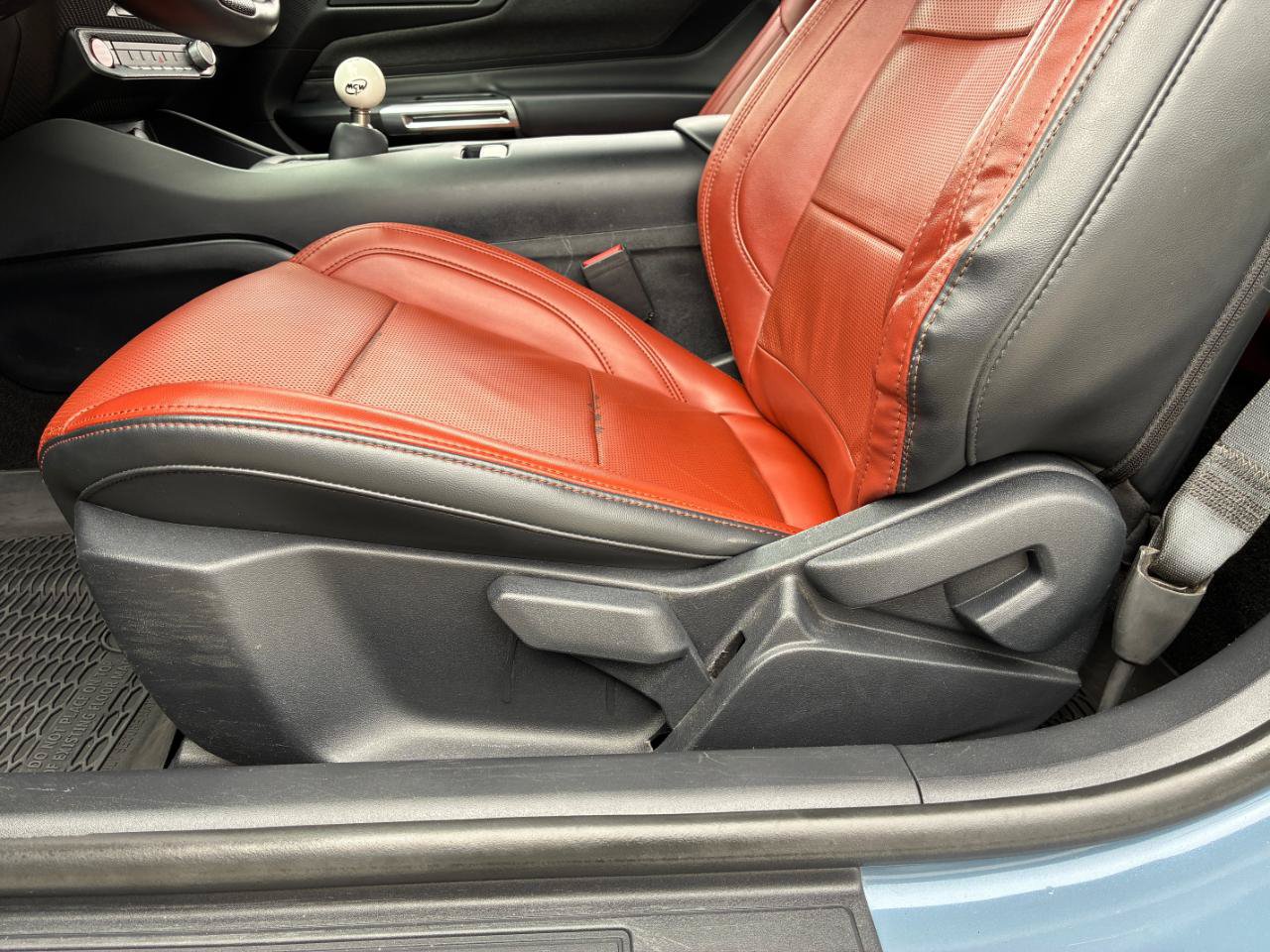 Used 2024 Ford Mustang GT RWD image 13