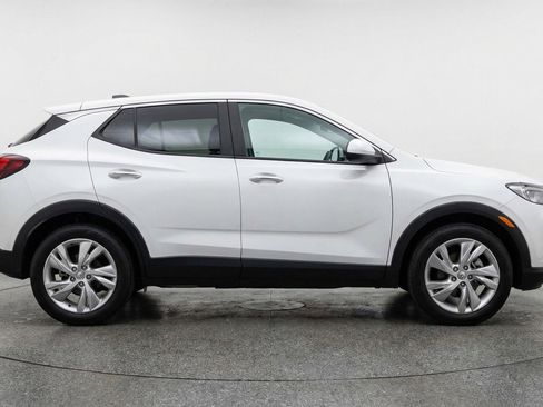 Used 2025 Buick Encore GX Preferred FWD image 11