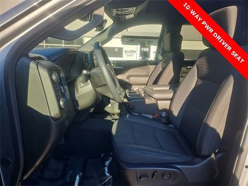 Used 2024 Chevrolet Silverado 1500 Custom image 19