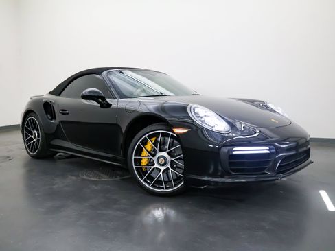 Used 2018 Porsche 911 Turbo S AWD/4WD image 2