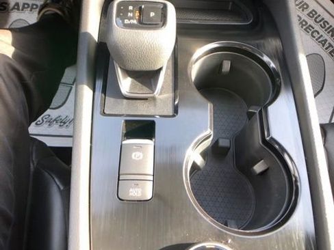 Used 2023 Nissan Rogue SV w/ SV Premium Package image 20