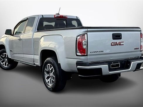 Used 2016 GMC Canyon SLE w/ All Terrain Package image 11