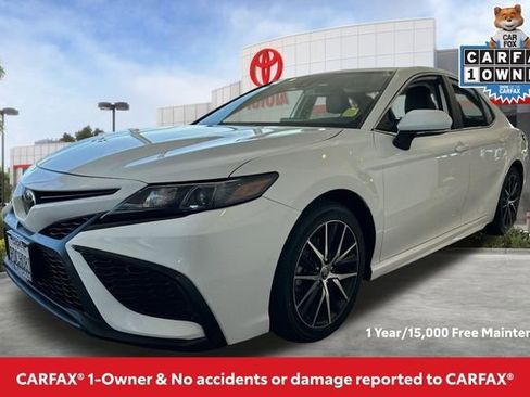 Used 2023 Toyota Camry SE w/ Audio Upgrade Package image 2