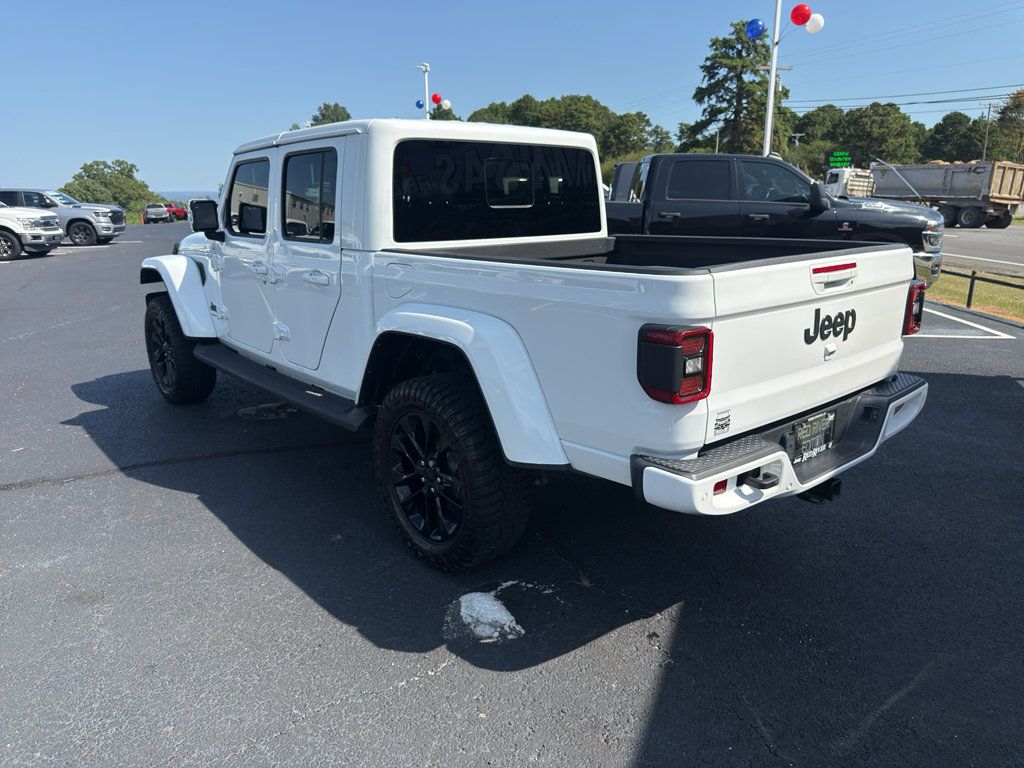 Used 2023 Jeep Gladiator Overland AWD/4WD image 6