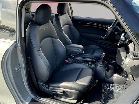 Used 2022 MINI Cooper S image 27