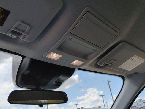 New 2026 Ford Maverick XL FWD image 21