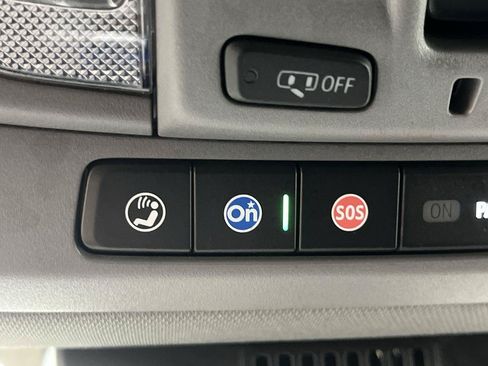Certified 2024 Chevrolet Silverado 1500 LTZ AWD/4WD image 29