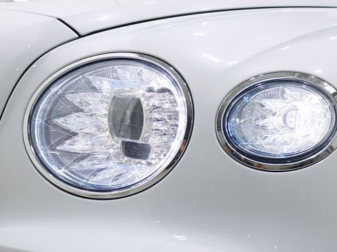 Used 2020 Bentley Flying Spur W12 AWD/4WD image 10