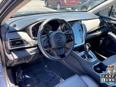 Used 2025 Subaru Outback Onyx Edition AWD/4WD image 19