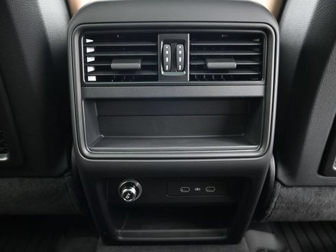Certified 2026 Porsche Cayenne Coupe AWD/4WD image 8