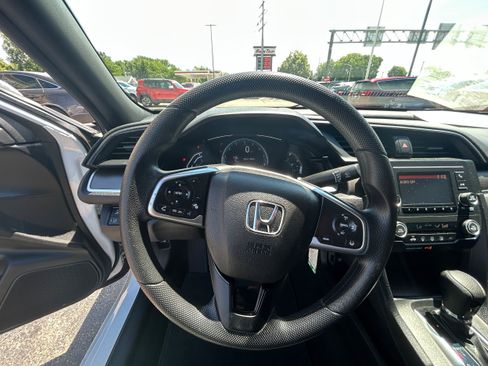 Used 2019 Honda Civic LX image 8