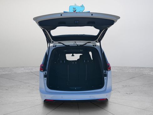 New 2026 Chrysler Pacifica Select image 29