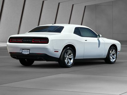 Used 2016 Dodge Challenger SXT