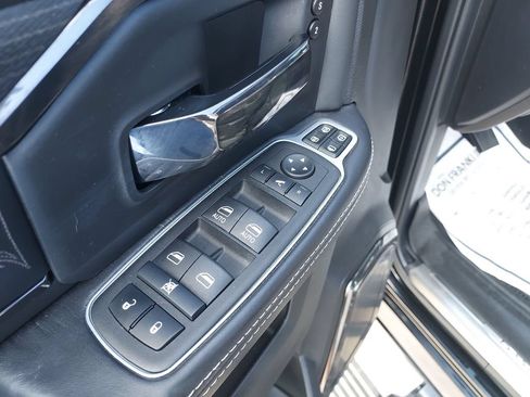 Used 2024 RAM 3500 Limited AWD/4WD image 11