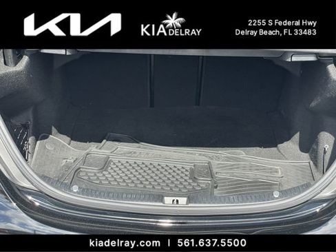 Used 2019 Mercedes-Benz C 300 4MATIC Sedan image 8