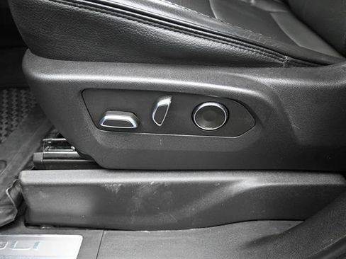 Used 2024 GMC Sierra 2500 Denali w/ Max Trailering Package image 9