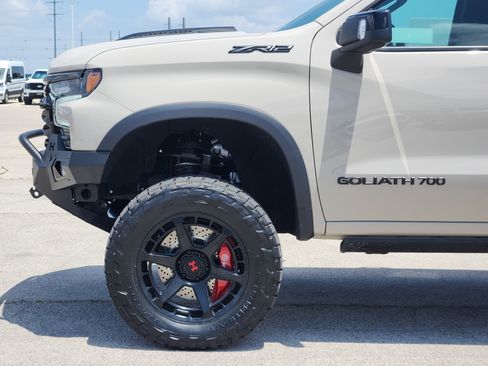 New 2026 Chevrolet Silverado 1500 ZR2 w/ Dark Appearance Package AWD/4WD image 8