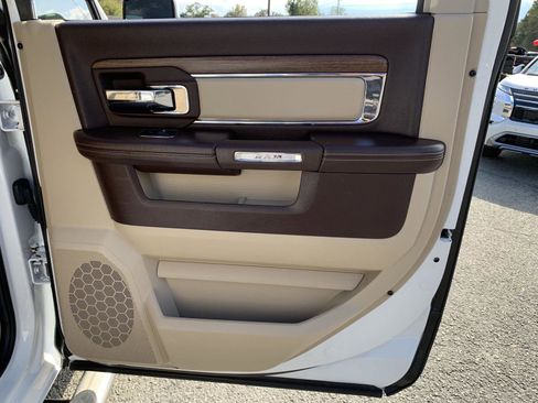 Used 2014 RAM 1500 Laramie w/ Convenience Group image 37
