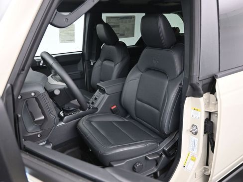 New 2026 Ford Bronco Badlands AWD/4WD image 10