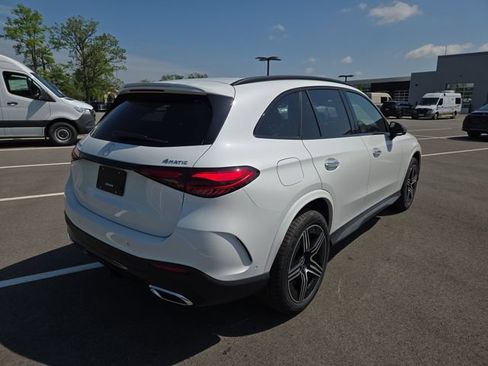 New 2026 Mercedes-Benz GLC 300 4MATIC image 3