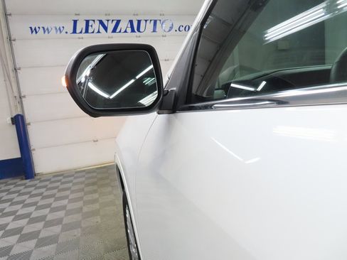 Used 2024 GMC Acadia Denali image 69