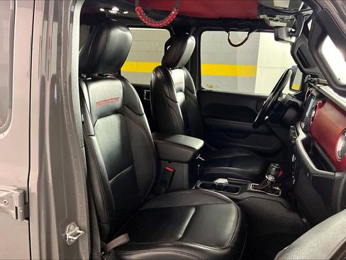 Used 2020 Jeep Gladiator Rubicon image 9