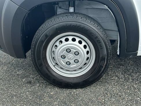 Used 2026 RAM ProMaster 2500 w/ Convenience Group FWD image 7