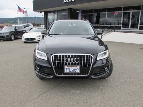 Used 2016 Audi Q5 2.0T Premium Plus w/ Technology Package image 2