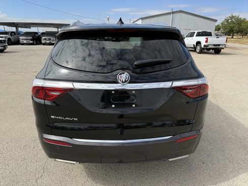 Used 2023 Buick Enclave Premium w/ Experience Buick Package image 7