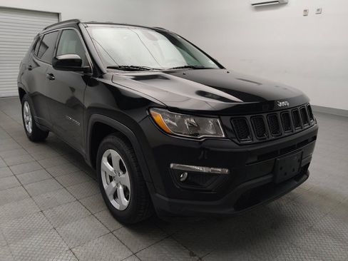 Used 2020 Jeep Compass Latitude FWD image 13