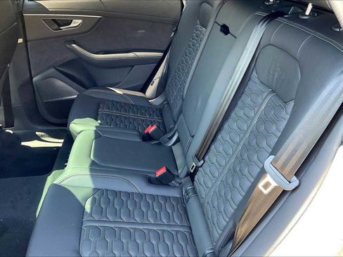 New 2025 Audi RS Q8 performance image 17