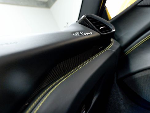 Used 2017 Ferrari 488 Spider RWD image 20