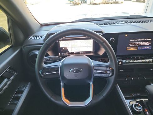 Used 2026 Chevrolet Colorado Trail Boss AWD/4WD image 18