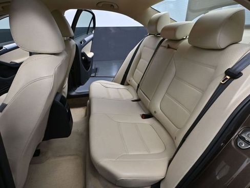 Used 2014 Volkswagen Jetta SE image 33