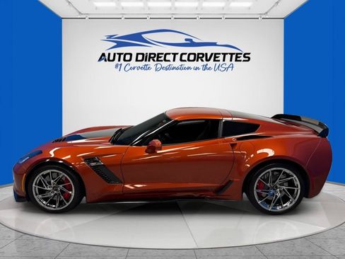 Used 2016 Chevrolet Corvette Z06 w/ 2LZ Preferred Equipment Group RWD image 8