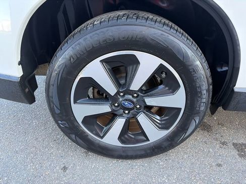 Used 2017 Subaru Forester 2.5i Limited AWD/4WD image 15