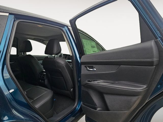 Used 2025 Nissan Murano SL AWD/4WD image 14