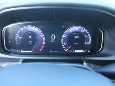 Used 2023 Jeep Wagoneer L Series II image 19