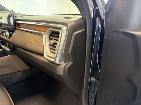 Used 2023 GMC Canyon Denali AWD/4WD image 38