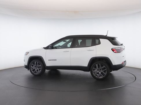 New 2026 Jeep Compass Limited w/ Sun, Sound & Navigation Group image 22