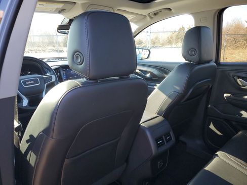 Certified 2022 GMC Terrain SLT image 29