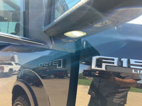 Used 2019 Ford F150 Limited image 41