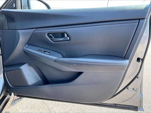 Used 2025 Nissan Sentra S FWD image 12