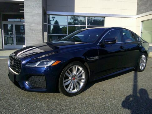 Used 2023 Jaguar XF R-Dynamic SE AWD/4WD image 45