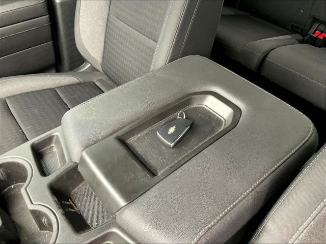 Used 2022 Chevrolet Silverado 1500 RST AWD/4WD image 34