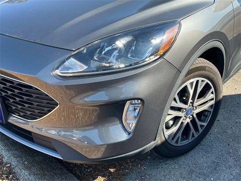 Used 2022 Ford Escape SEL w/ Technology Package image 7