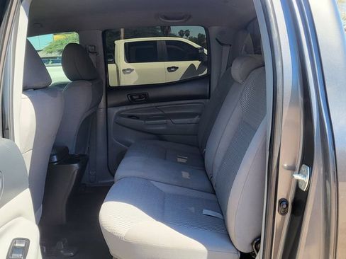 Used 2013 Toyota Tacoma PreRunner w/ SR5 Pkg RWD image 22