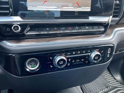 Used 2024 GMC Sierra 1500 Elevation AWD/4WD image 26